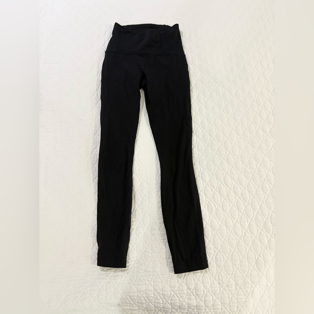 Black Lululemon High-Waisted Leggings